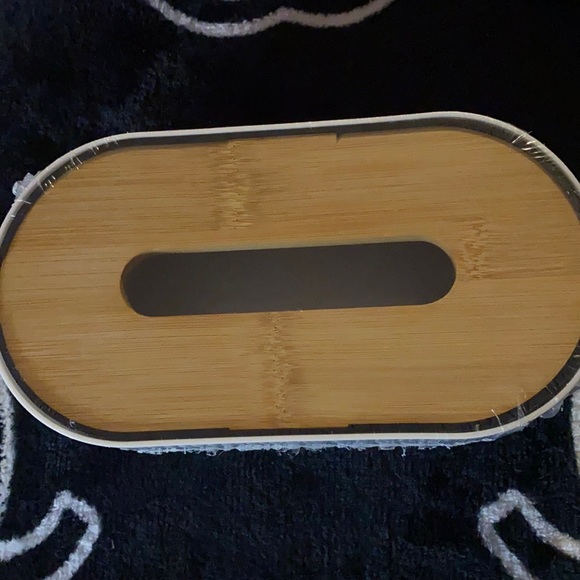 White Wooden Tissue Box - Picture 5 of 6